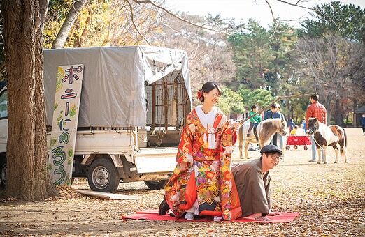 『和装ロケーションを楽しく』
紅葉🍁だけではなく、まわりのもの全てを使って楽しむ♪

ご予約受付中です♪

#ウエディングロケつくば #和装ロケーション前撮り #着物ロケつくば #色打ちかけ前撮りつくば #結婚式前撮り撮影 @giriphotoworks @yuji_katagiri_photography