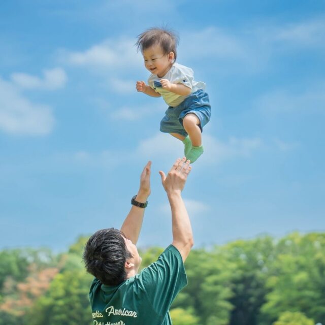 ‪🌱‬1歳プラン‪🌱‬

39,000円（税込）
100カットデータ・3面見開きアルバムつき
(スタジオまたは洞峰公園をお選びいただけます)※公園撮影の際は別途使用料¥530が発生致します

〖カシュカシュスタジオご利用方法〗
①ご予約&お問合せ
⭐️お電話 029-850-3890
⭐️公式LINE
⭐️予約、問い合わせフォーム （@cachecache_tsukubaハイライトプラン・料金＞）からご予約&お問合せ📞
スタジオの見学や打ち合わせも無料で承っております😌
※tsukuba.cache2@gmail.comのメールを受備できるよう事前にご確認をお願いします
1. �ご来館
2. �データ＆アルバム等の受け取り
アルバム等の商品はご自宅へ郵送でお届けいたします『撮影当日にくよく出来ましたカット10枚』をLINEにてお渡しさせて頂きます✨️

@cachecache_tsukuba
茨城県つくば市二の宮2-17-10 パークサイド洞峰A号
open 平日 /11:00~18:30
closed 火曜

#カシュカシュ #ファミリーフォト#1歳